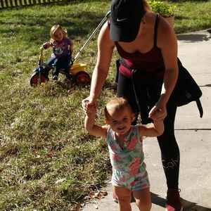 Meet your Posher, Desi